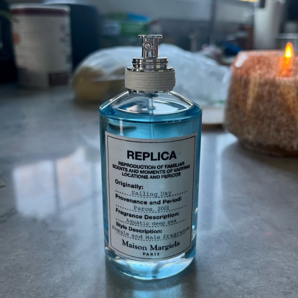 EUC. Replica Sailing Day. 3.4 fl oz